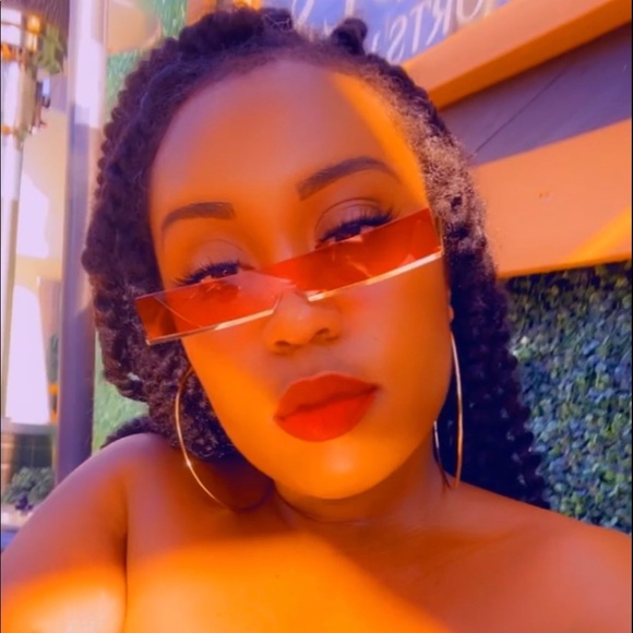 Meet your Posher, Makeda - Picture 1 of 1